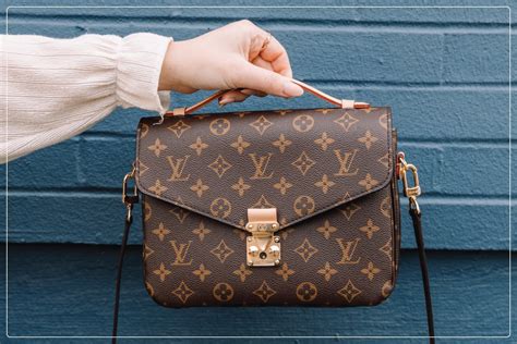 fake louis vuitton bag with initials|borse louis vuitton monogram.